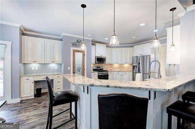 908 Emerald Court, Woodstock, GA 30189