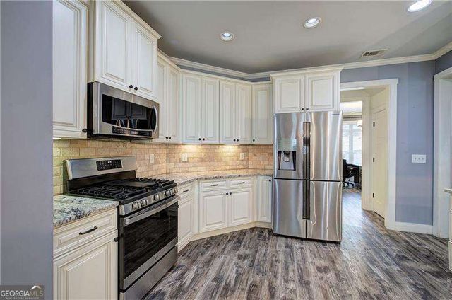 908 Emerald Court, Woodstock, GA 30189