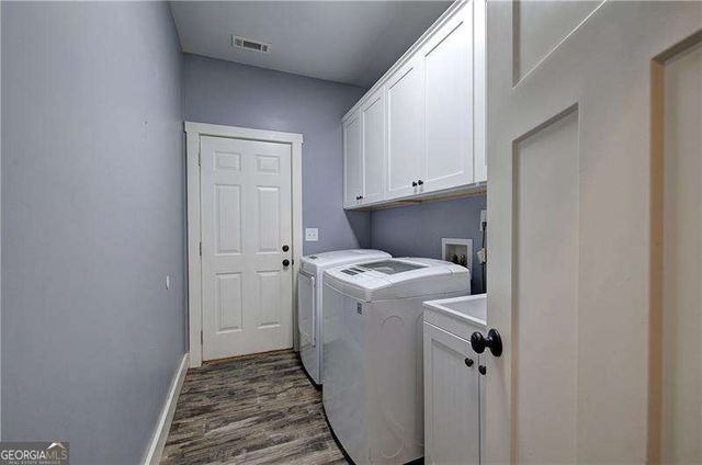 908 Emerald Court, Woodstock, GA 30189