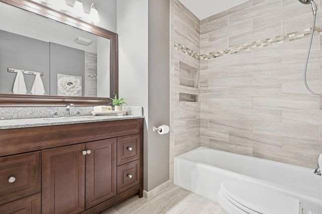 12955 Black Hills Drive, Burnsville, MN 55337