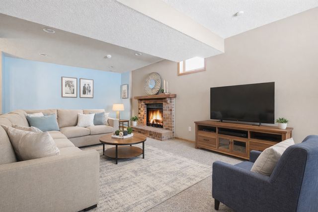 12955 Black Hills Drive, Burnsville, MN 55337