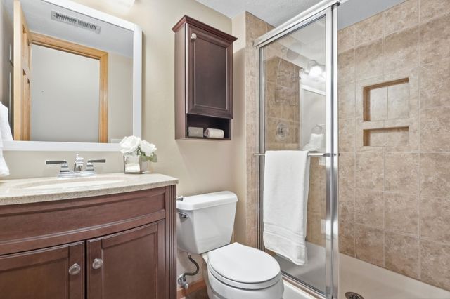 12955 Black Hills Drive, Burnsville, MN 55337