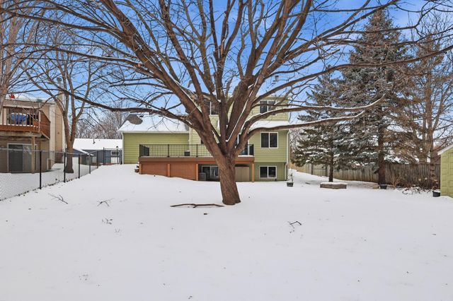 12955 Black Hills Drive, Burnsville, MN 55337