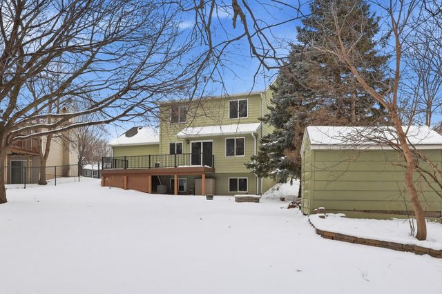 12955 Black Hills Drive, Burnsville, MN 55337