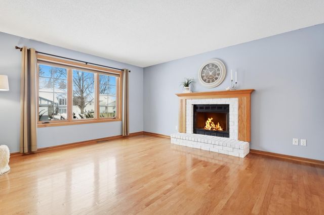 12955 Black Hills Drive, Burnsville, MN 55337