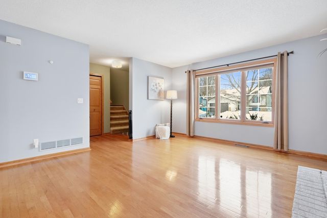 12955 Black Hills Drive, Burnsville, MN 55337