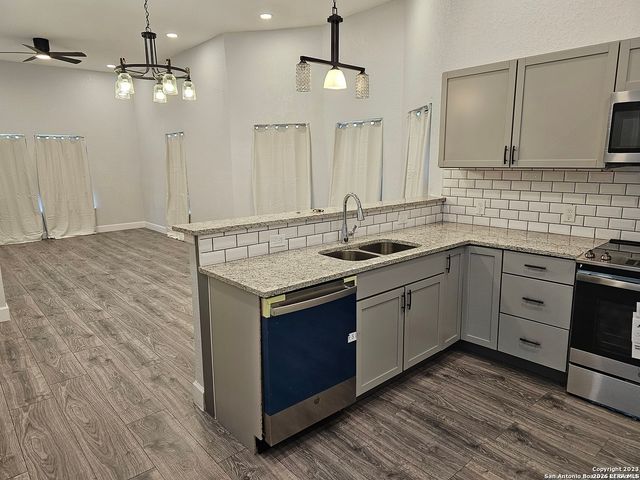 2236 Burnet, San Antonio, TX 78202