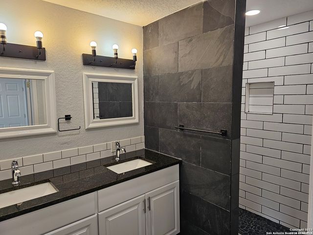 2236 Burnet, San Antonio, TX 78202