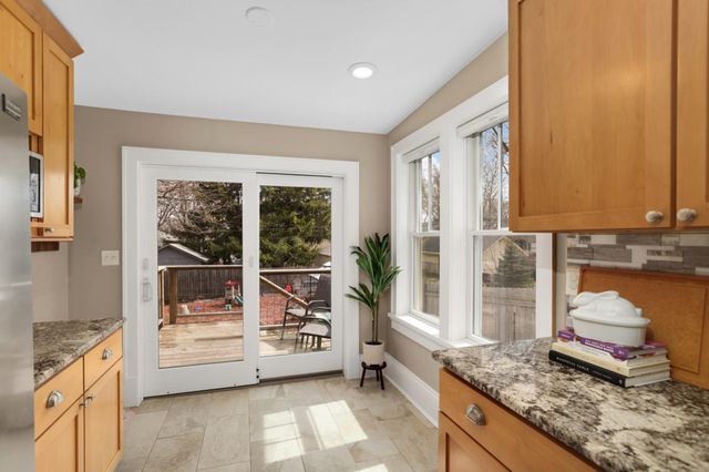 258 Hamline Avenue S, Saint Paul, MN 55105