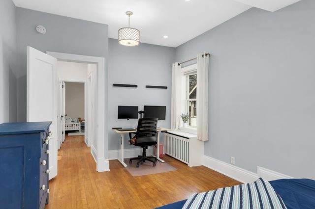 258 Hamline Avenue S, Saint Paul, MN 55105