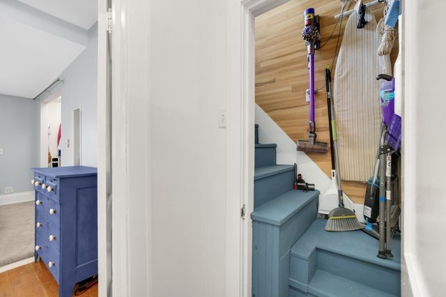 258 Hamline Avenue S, Saint Paul, MN 55105