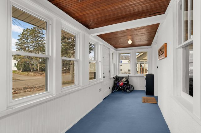 258 Hamline Avenue S, Saint Paul, MN 55105