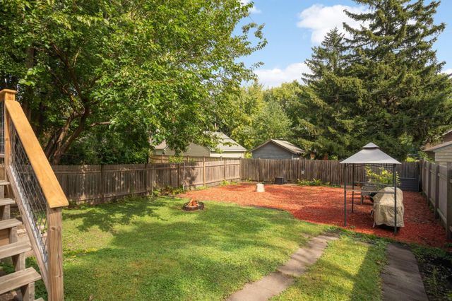 258 Hamline Avenue S, Saint Paul, MN 55105