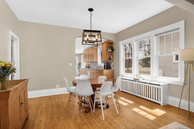 258 Hamline Avenue S, Saint Paul, MN 55105