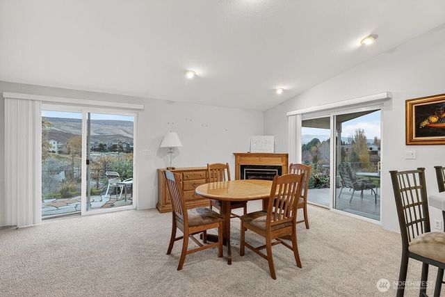 584 Canyon Drive, East Wenatchee, WA 98802