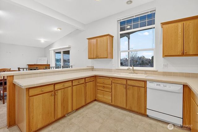 584 Canyon Drive, East Wenatchee, WA 98802