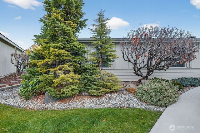 584 Canyon Drive, East Wenatchee, WA 98802