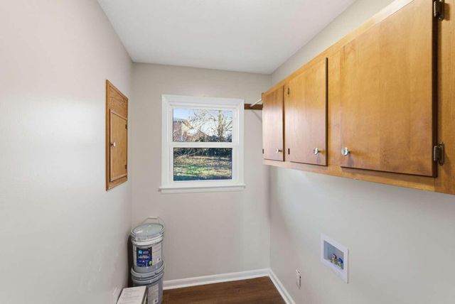 401 Hedgewood Drive, Lexington, KY 40509