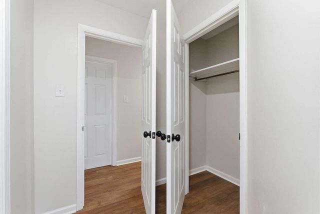 401 Hedgewood Drive, Lexington, KY 40509