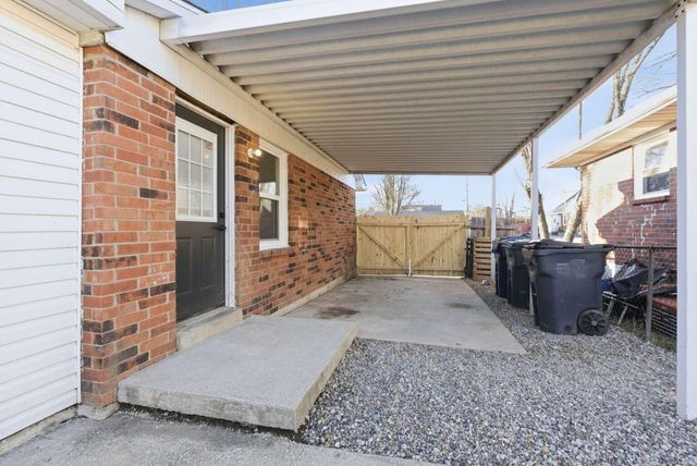 401 Hedgewood Drive, Lexington, KY 40509