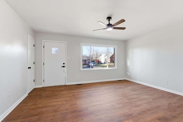 401 Hedgewood Drive, Lexington, KY 40509