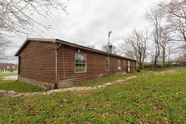 740 N Main Street, Stanton, KY 40380