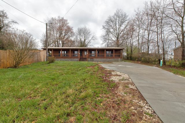740 N Main Street, Stanton, KY 40380