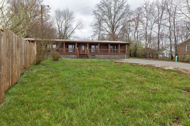 740 N Main Street, Stanton, KY 40380