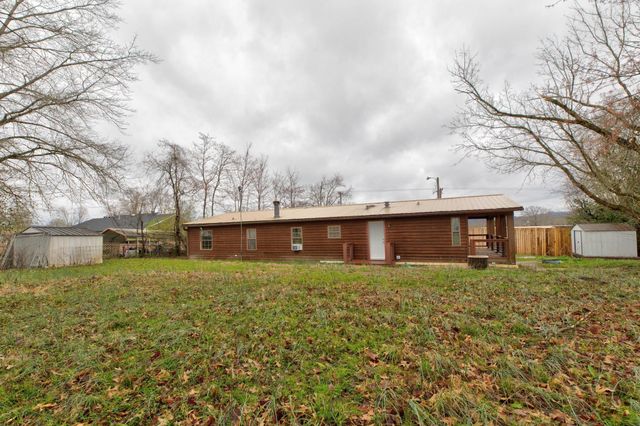 740 N Main Street, Stanton, KY 40380