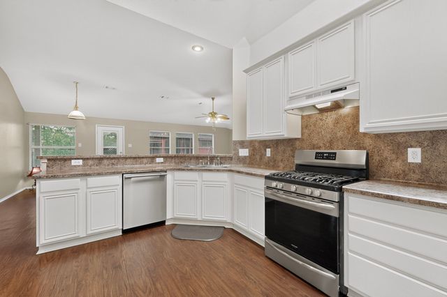 101 Wandering Drive, Forney, TX 75126