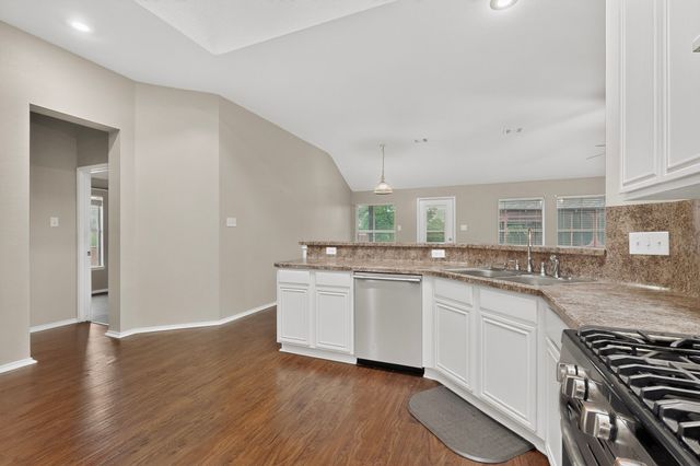 101 Wandering Drive, Forney, TX 75126