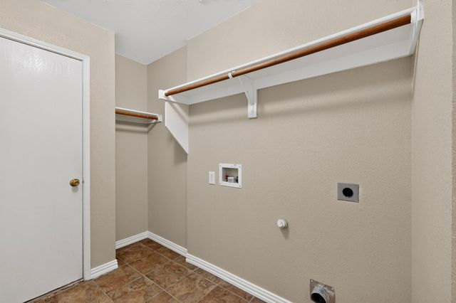 101 Wandering Drive, Forney, TX 75126