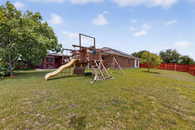 101 Wandering Drive, Forney, TX 75126