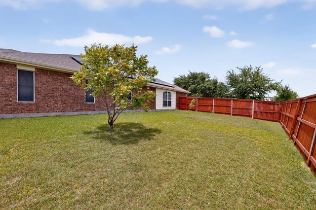 101 Wandering Drive, Forney, TX 75126
