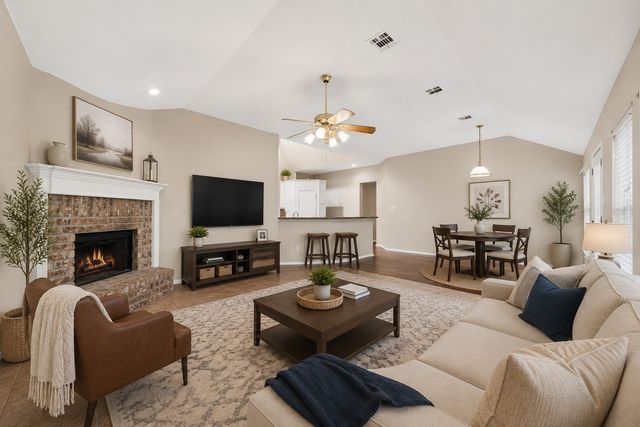101 Wandering Drive, Forney, TX 75126