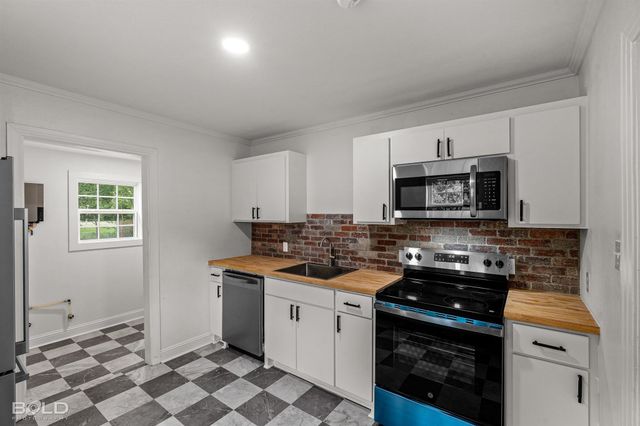 213 kelly, Bossier City, LA 71111