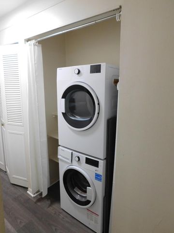 448 Fox Hills Drive S 3, Bloomfield Hills, MI 48304