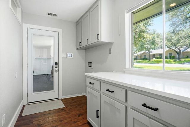 4213 Winding Way, Benbrook, TX 76126