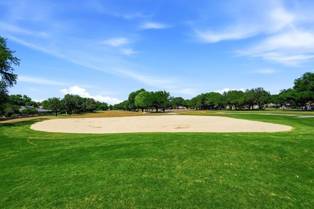 4213 Winding Way, Benbrook, TX 76126