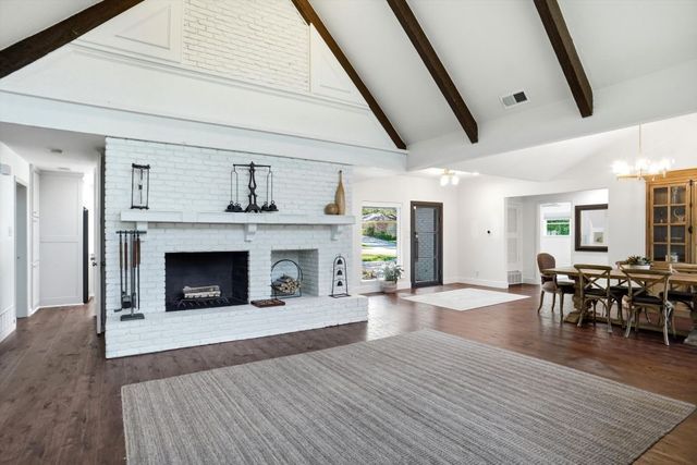 4213 Winding Way, Benbrook, TX 76126