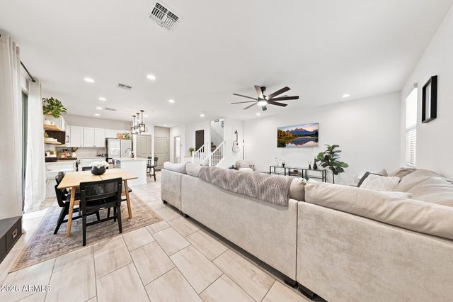 8351 E Impala Avenue, Mesa, AZ 85209