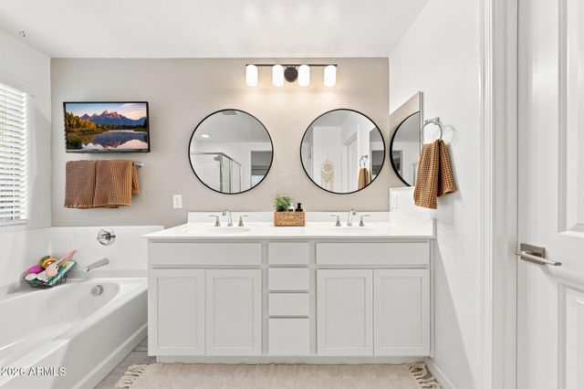 8351 E Impala Avenue, Mesa, AZ 85209