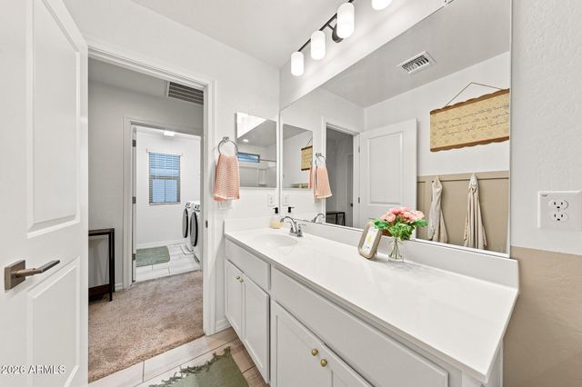 8351 E Impala Avenue, Mesa, AZ 85209