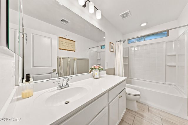 8351 E Impala Avenue, Mesa, AZ 85209