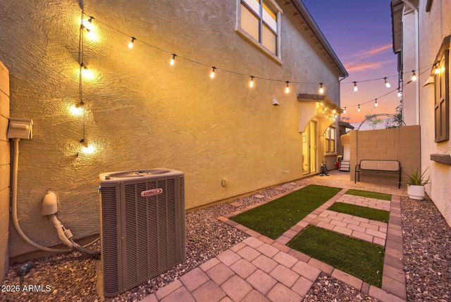 8351 E Impala Avenue, Mesa, AZ 85209
