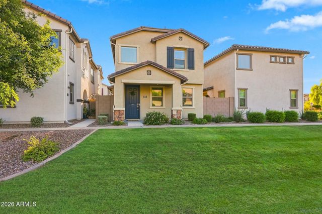 8351 E Impala Avenue, Mesa, AZ 85209