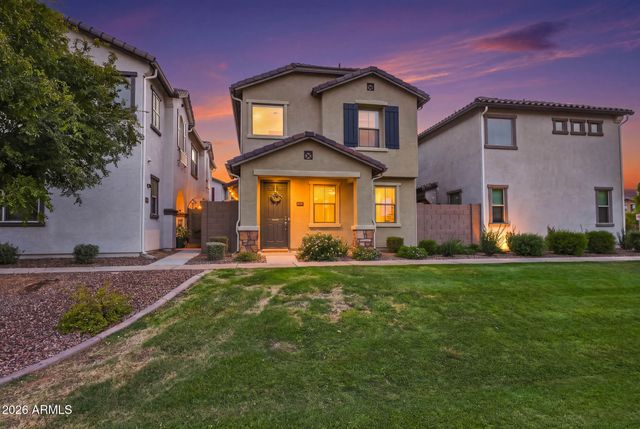 8351 E Impala Avenue, Mesa, AZ 85209
