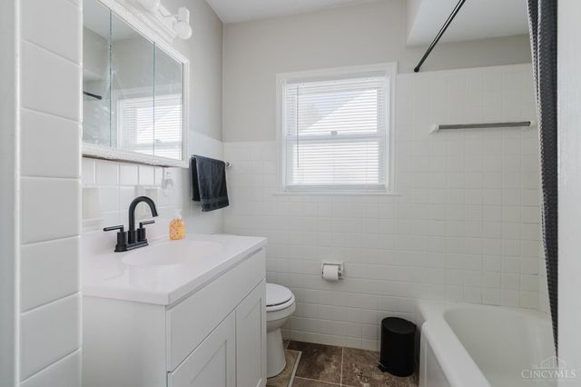 153 Carmen Avenue, Hamilton, OH 45013