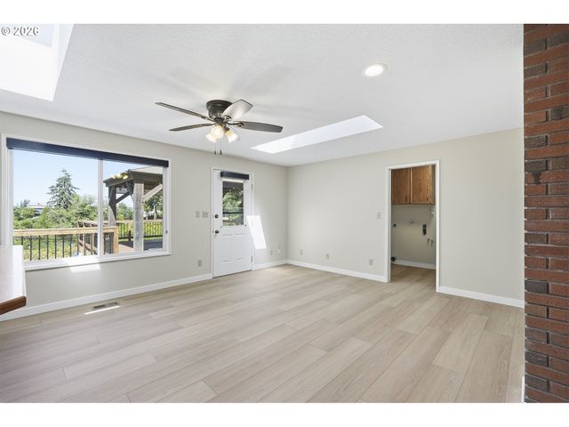 9928 Nw 307TH Ave, North Plains, OR 97133
