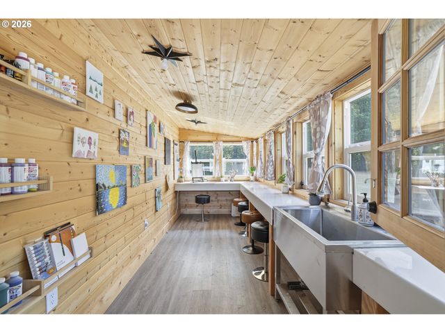 9928 Nw 307TH Ave, North Plains, OR 97133